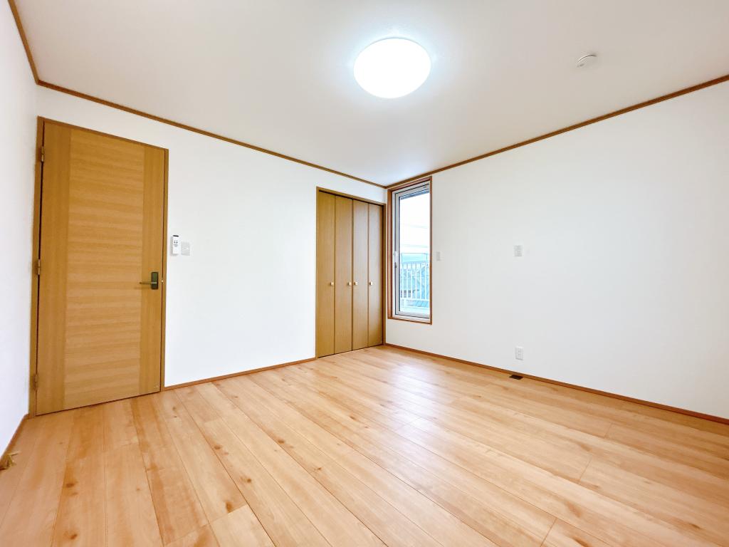 【リフォーム済】西23条南4丁目　4LDK 内観