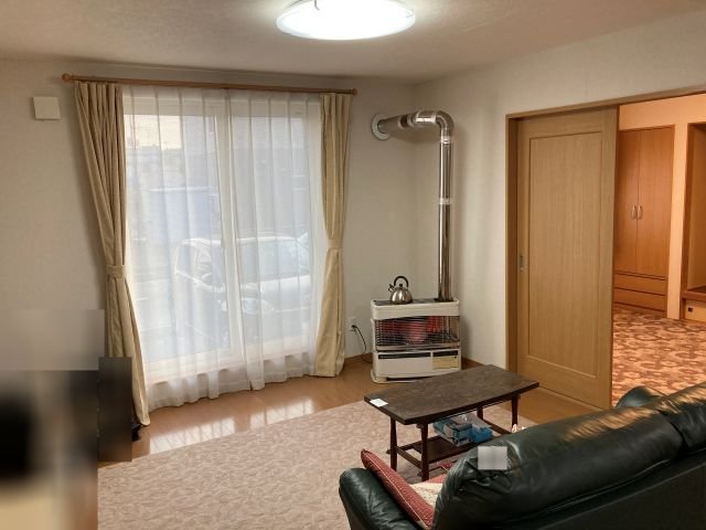 足寄町北１条４丁目【平成２２年築・平家建登場！】 内観