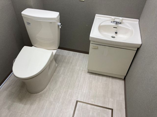 豊頃町茂岩新和町【平成９年築、建設事務所の跡地です】  内観