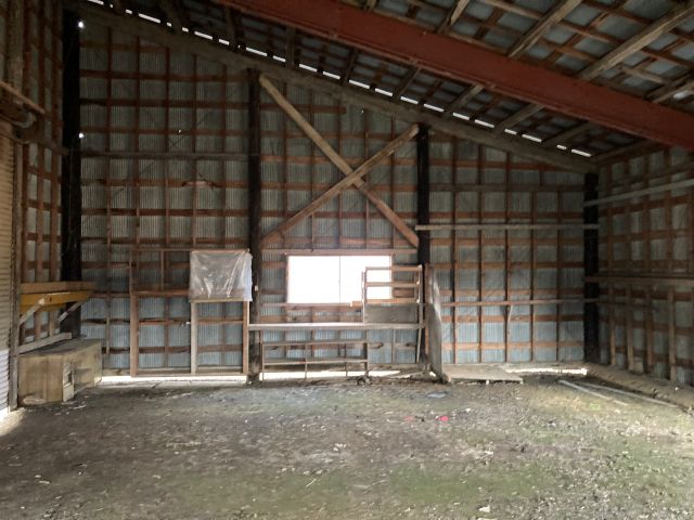 豊頃町茂岩新和町【平成９年築、建設事務所の跡地です】  内観