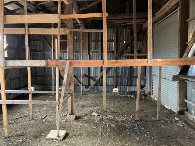 豊頃町茂岩新和町【平成９年築、建設事務所の跡地です】  内観