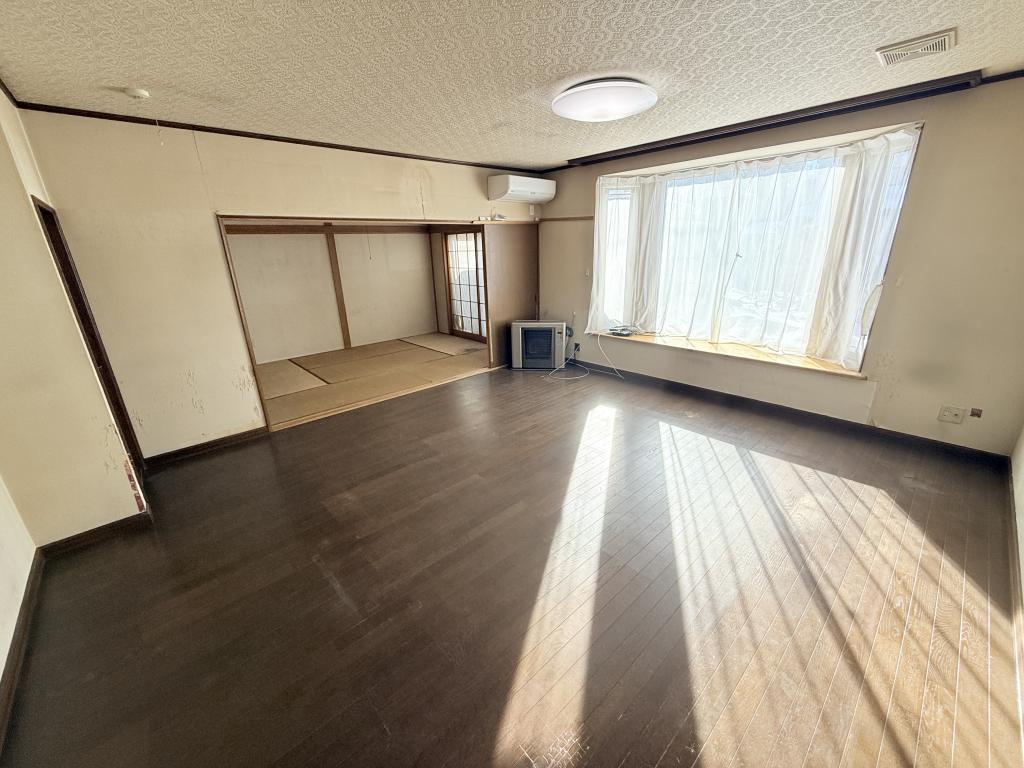 南の森西8丁目の中古住宅　南道路付 内観