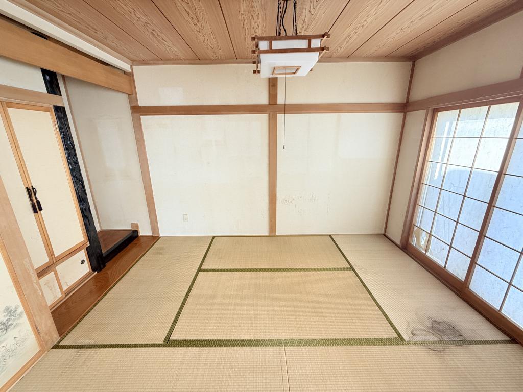 南の森西8丁目の中古住宅　南道路付 内観