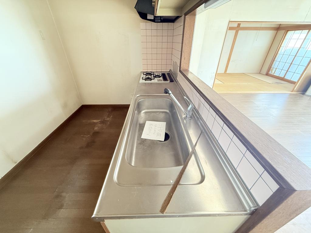 南の森西8丁目の中古住宅　南道路付 内観