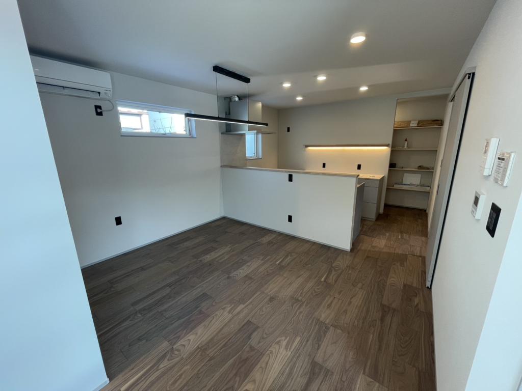 ♪南道路♪西２３南４＿新築住宅 内観