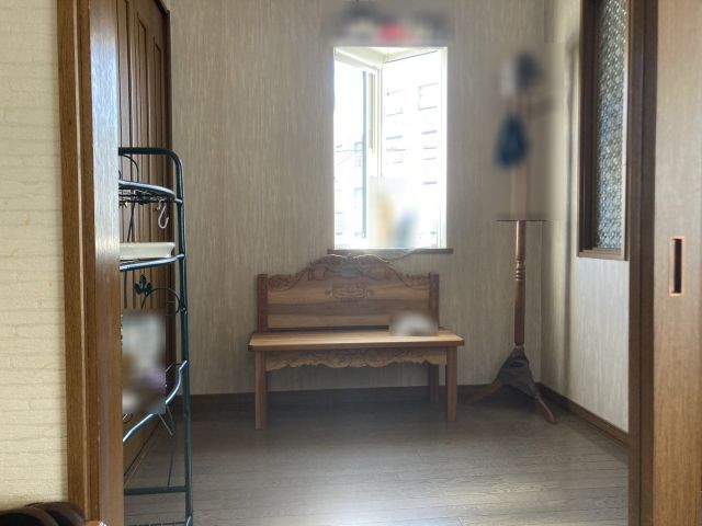 西１３条南１１丁目【吹抜けで開放的なＬＤＫ♪薪ストーブあり！】 内観