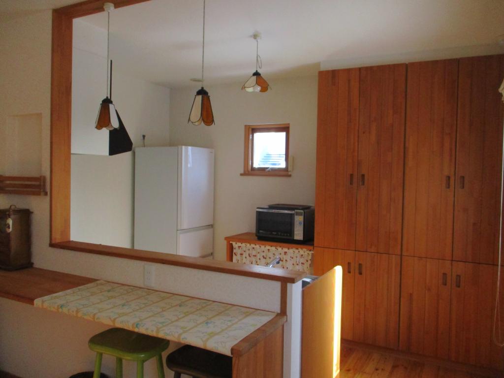 幕別町札内桂町 長期優良住宅 トリプルサッシ 築16年  内観