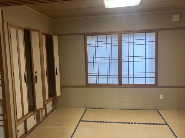 西１８条南２丁目【西エリアのセミ電化４ＬＤＫ登場！！】   内観