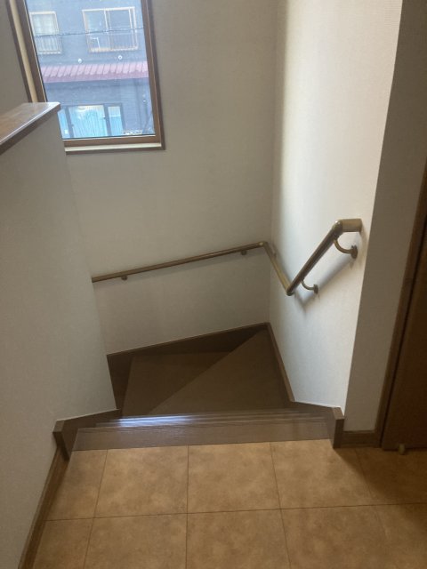 西１８条南２丁目【西エリアのセミ電化４ＬＤＫ登場！！】   内観