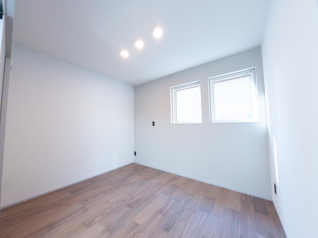 ♪南道路♪西２３南４＿新築住宅 内観