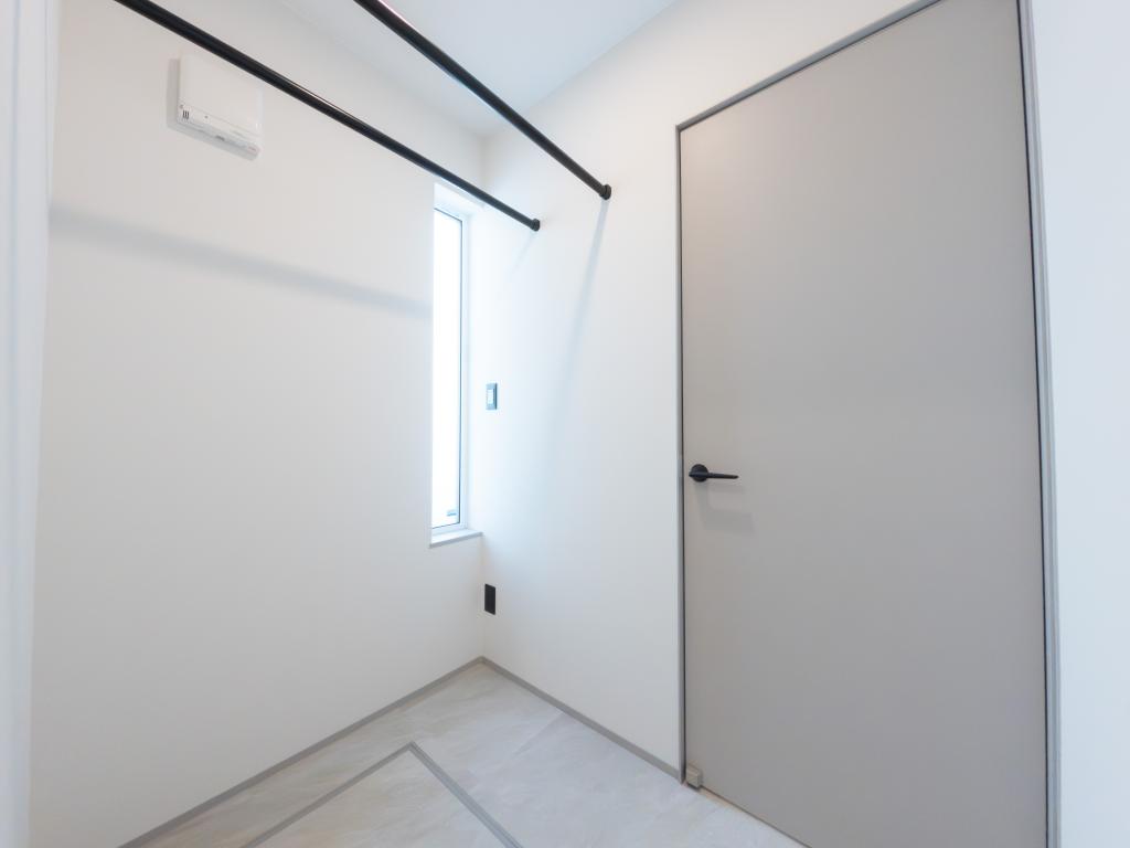 ♪南道路♪西２３南４＿新築住宅 内観