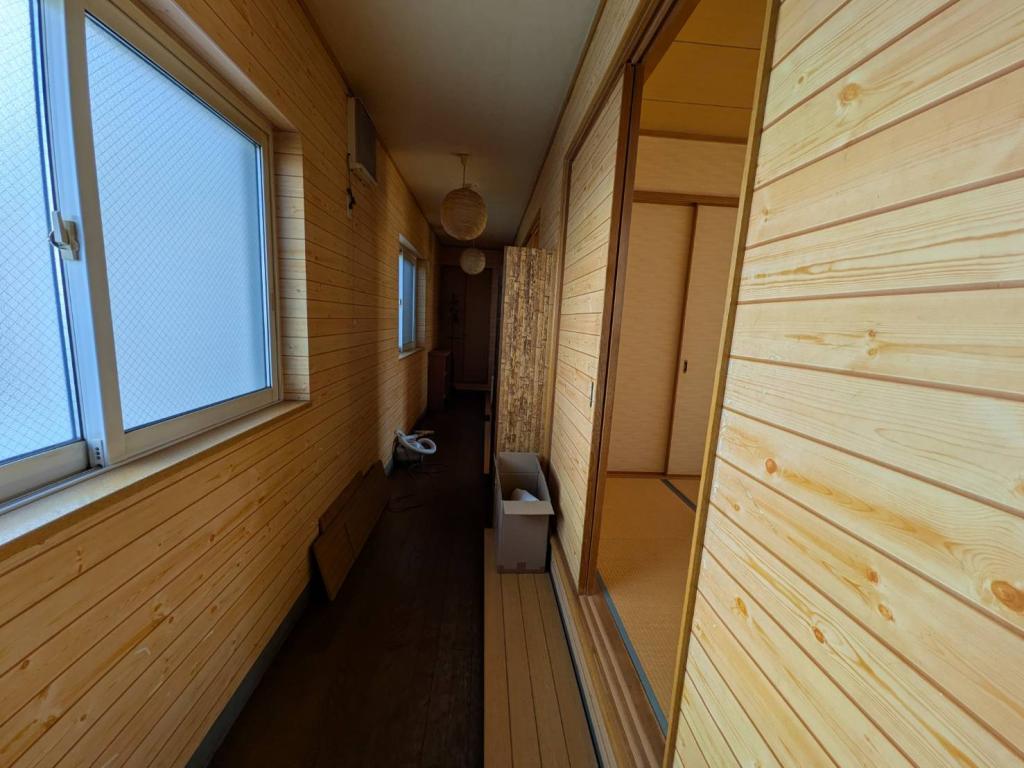 芽室町売店舗兼住宅 内観