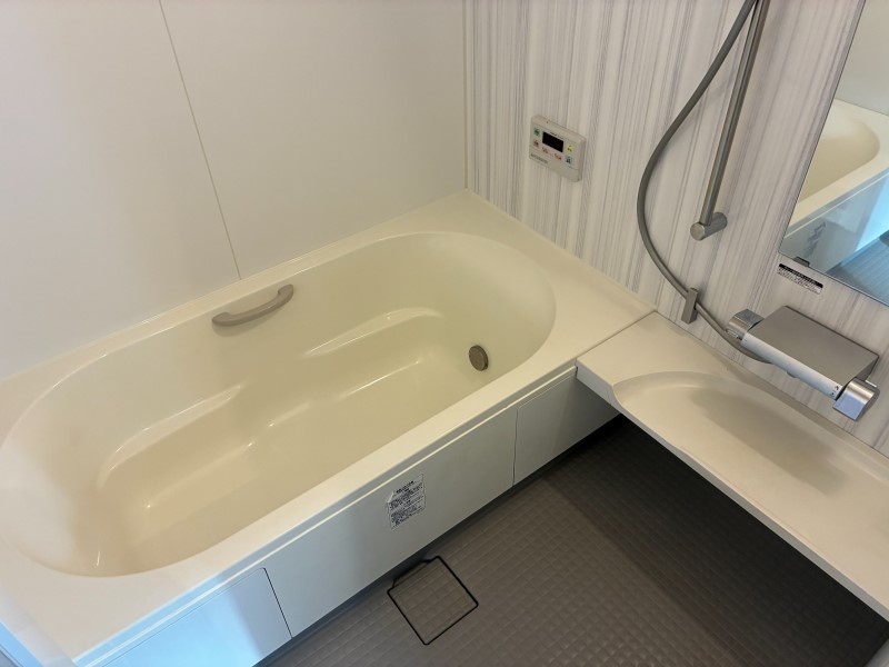 【東7南14】便利な立地のモダンな平屋【小・中学校徒歩10分圏内】  内観