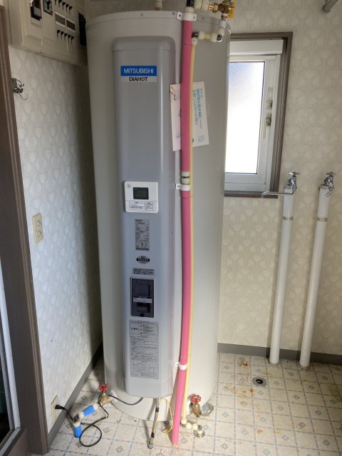 清水町北１条西３丁目【清水町に４ＬＤＫセミ電化中古住宅登場！】  内観