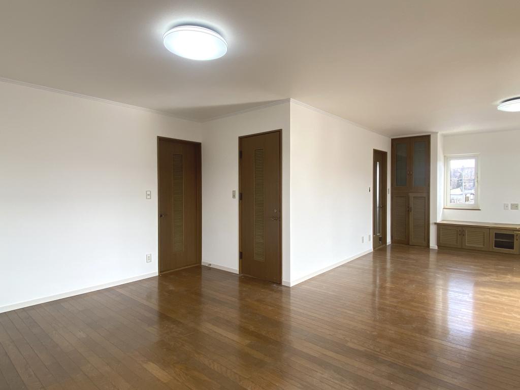 【2世帯にもオススメ】【水回りリフォーム済】音更町 宝来西町南2丁目　中古住宅 内観