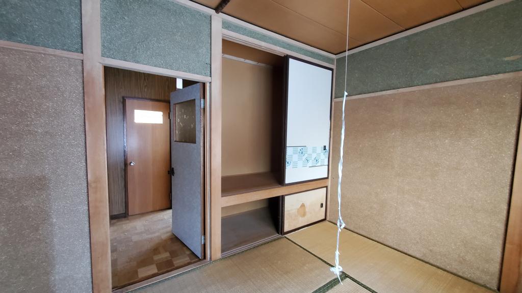 幕別町旭町24-13　売家　※リノベーション向け住宅 内観