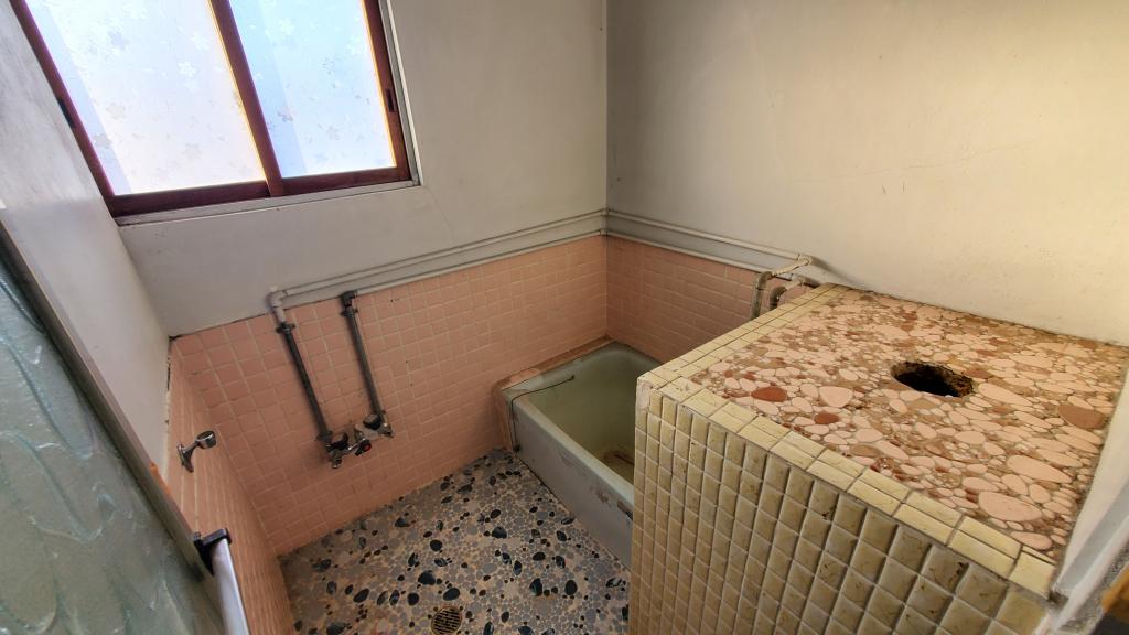 幕別町旭町24-13　売家　※リノベーション向け住宅 内観