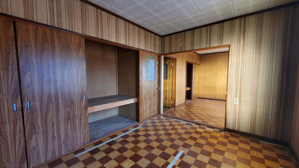 幕別町旭町24-13　売家　※リノベーション向け住宅 内観