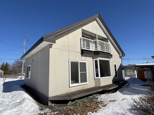 清水町北１条西３丁目【清水町に４ＬＤＫセミ電化中古住宅登場！】   内観