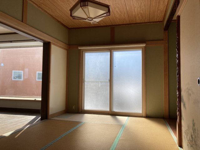 清水町北１条西３丁目【清水町に４ＬＤＫセミ電化中古住宅登場！】   内観