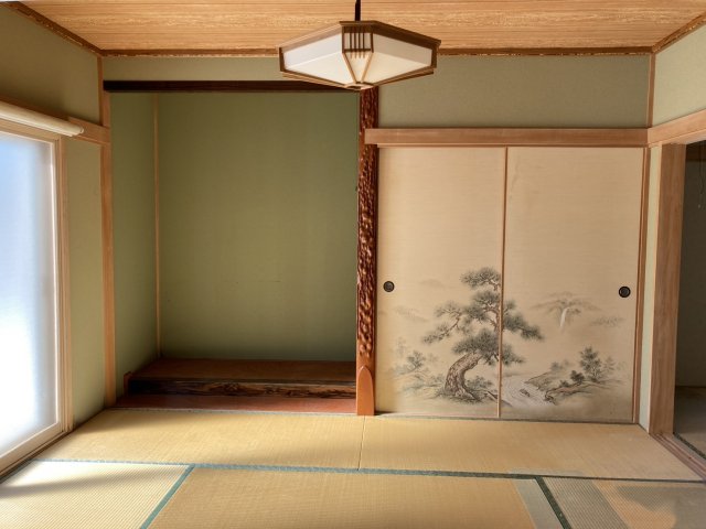 清水町北１条西３丁目【清水町に４ＬＤＫセミ電化中古住宅登場！】   内観