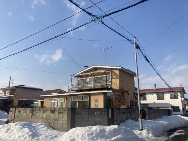 白樺１６条東１６丁目【南東角地！敷地面積約８３坪！】 内観