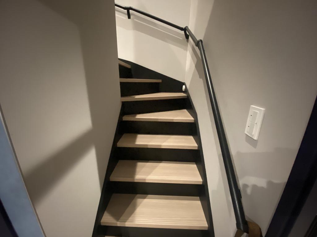 東7条南3　中古住宅 　築1年　東小3分　南西角地 内観