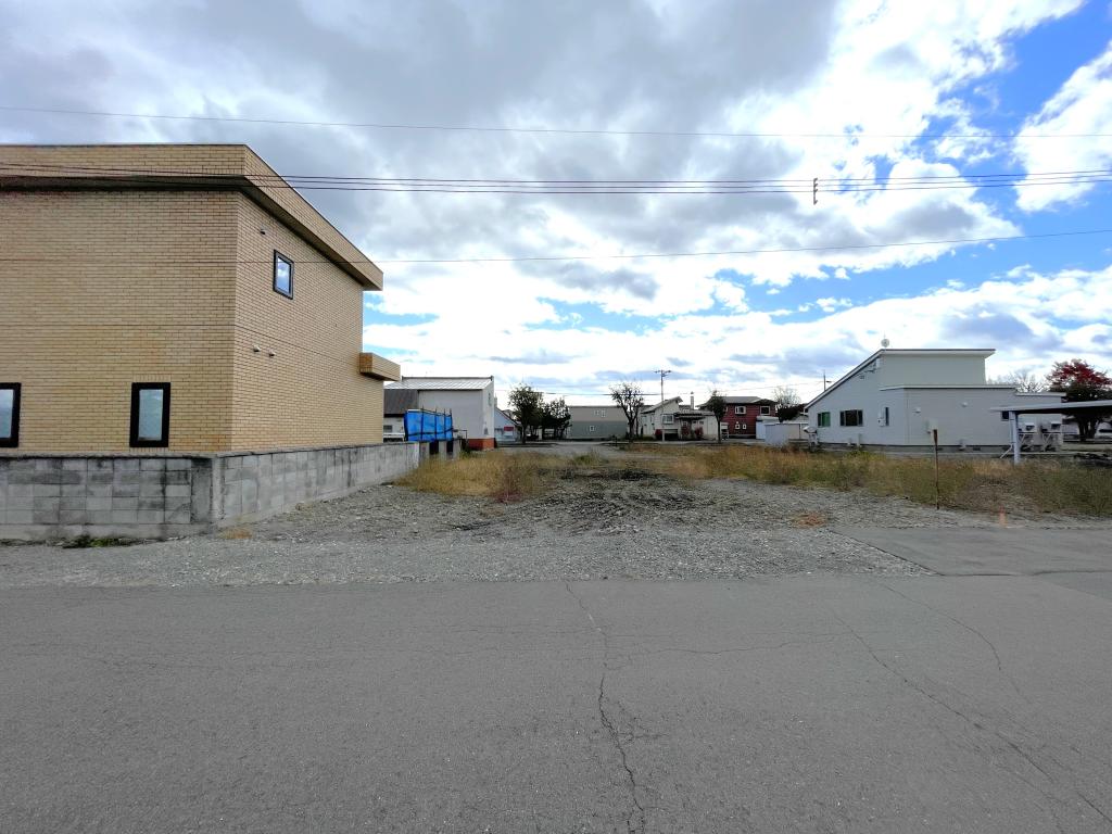 帯広市西21条南2丁目3-10