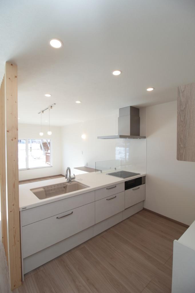 【3/7(土)・8(日)予約無し見学会開催】西12条南3丁目リノベーション住宅　※事前内見可能！！お問合せ下さい。 内観