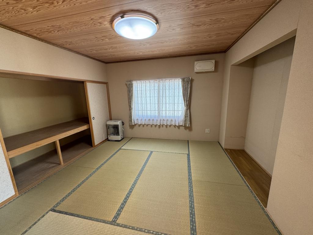 平屋中古住宅　3LDK 内観