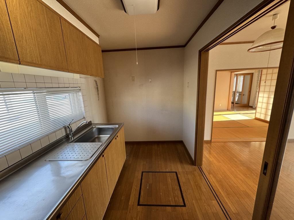 平屋中古住宅　3LDK 内観