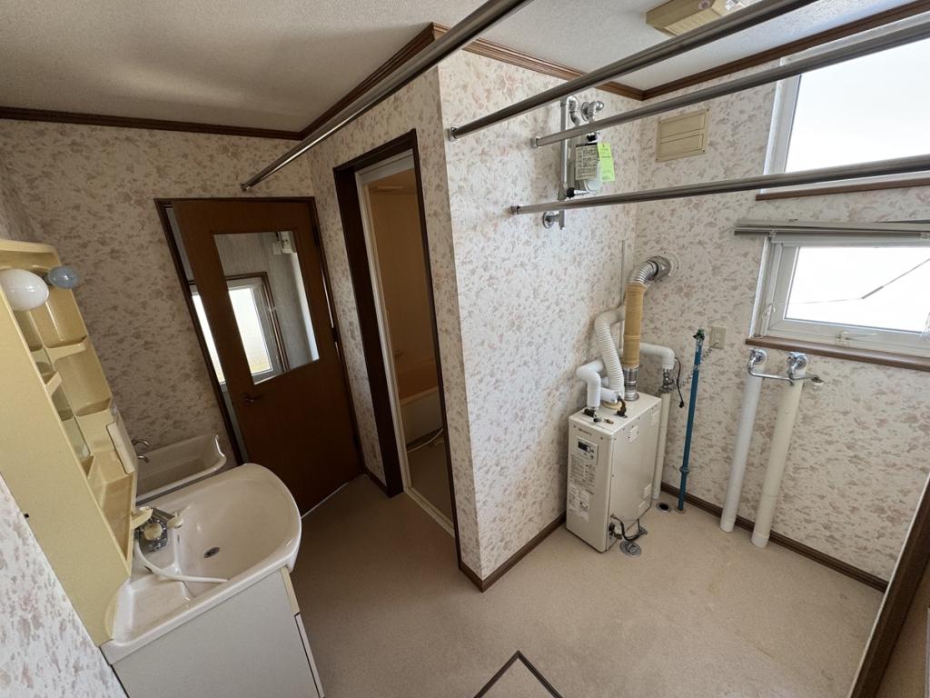 平屋中古住宅　3LDK 内観