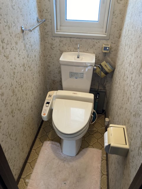 東１３条南４丁目【平成１０年に屋根塗装・外壁サイディング！】 内観