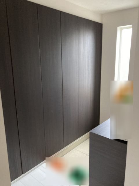 西１８条南３丁目【南西角地！用途多彩な５ＳＬＤＫの美邸！】   内観