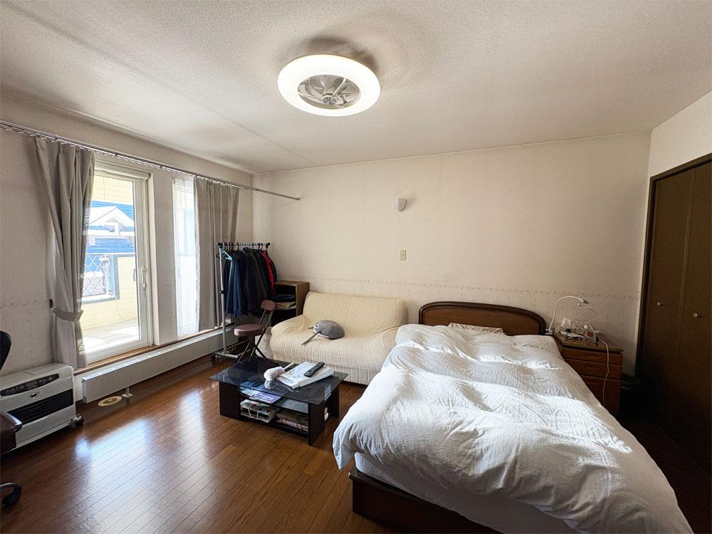 【価格変更】白人小区域　札内青葉町 4SLDK中古住宅 内観