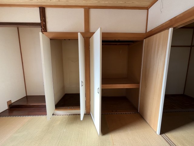 西２４条南１丁目【南道路付き！ファミリー層の多い住宅街！】 内観