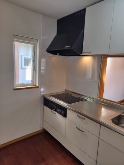 【内外装リフォーム済　中古住宅】幕別町札内新北町64番地7 内観