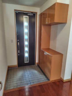 【内外装リフォーム済　中古住宅】幕別町札内新北町64番地7 内観