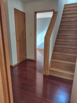 【内外装リフォーム済　中古住宅】幕別町札内新北町64番地7 内観