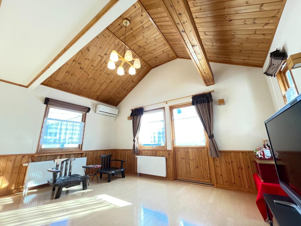 【スウェーデンハウス様施工】木質感あふれる北欧住宅  内観