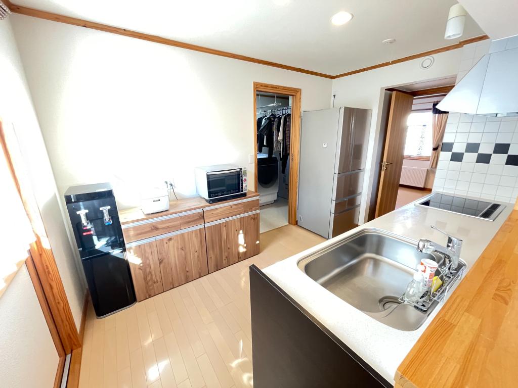 【スウェーデンハウス様施工】木質感あふれる北欧住宅  内観