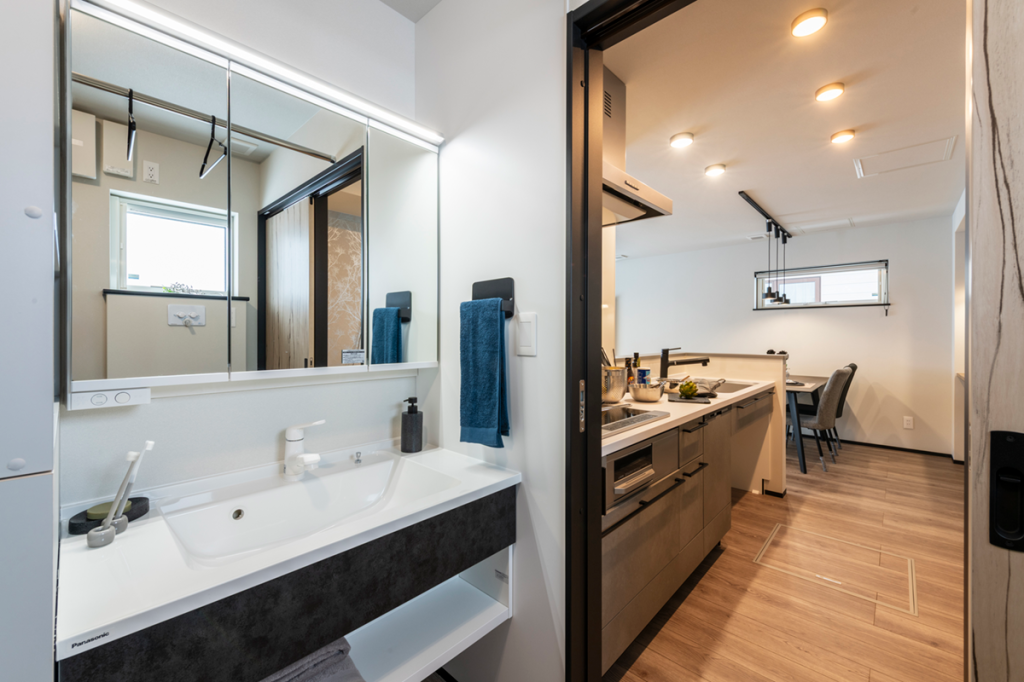 LIZ大空 MODEL 内観