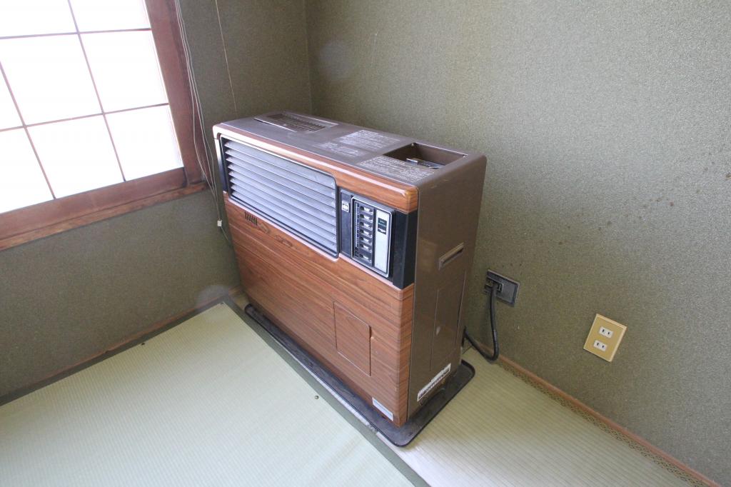 【価格改定】オリエンタルコーポ　３０２号室 内観