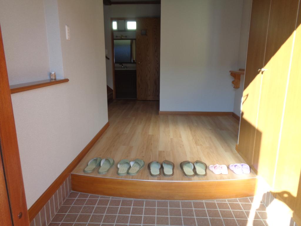 ♪価格改定♪ 札内青葉町　南道路付のリフォーム済住宅 内観