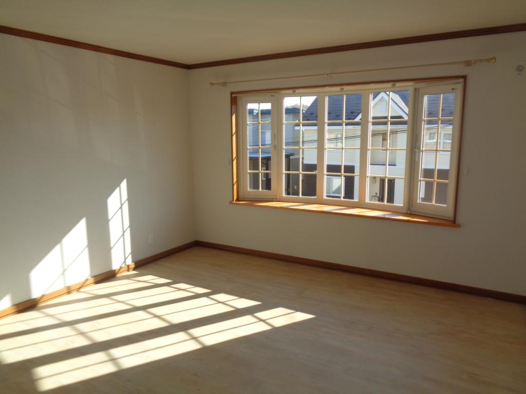 ♪価格改定♪ 札内青葉町　南道路付のリフォーム済住宅 内観