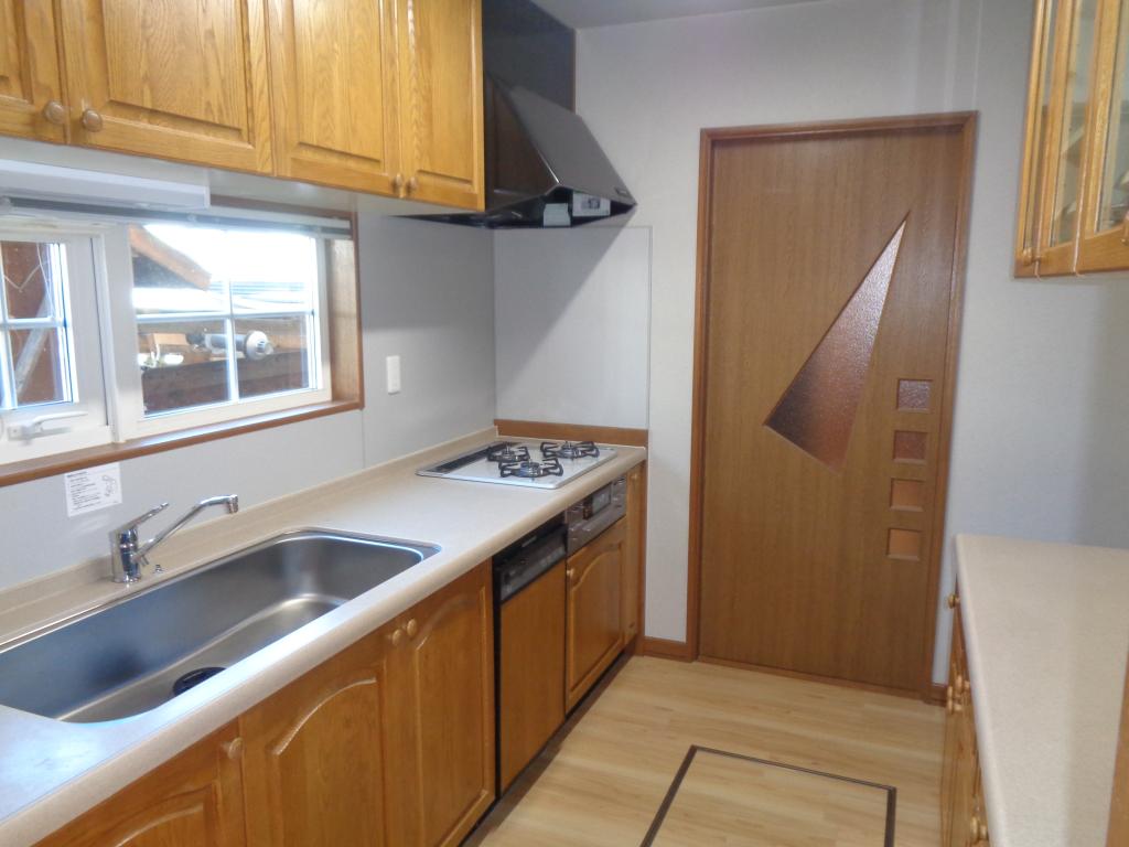 ♪価格改定♪ 札内青葉町　南道路付のリフォーム済住宅 内観