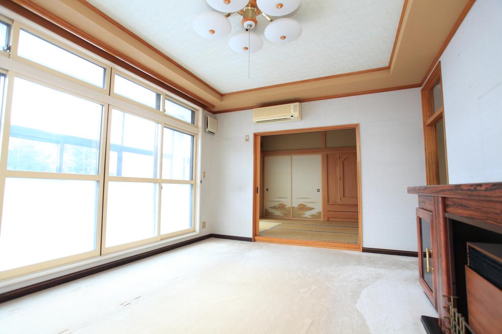 【写真追加】音更町雄飛が丘北区 開放感のある戸建て  内観