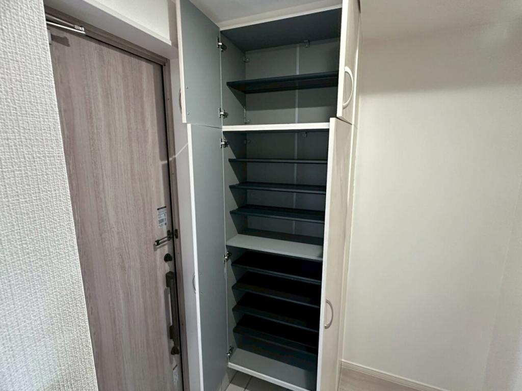 【写真追加】西２条南３７丁目　西棟　新築戸建 内観