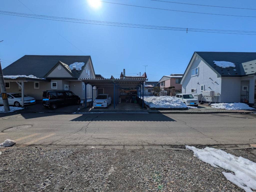  ♪南道路♪西１８南２＿新築住宅 内観