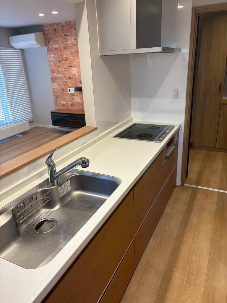 【中古住宅】　帯広市西6条南33丁目　築浅物件　角地　エコジョーズ仕様   内観